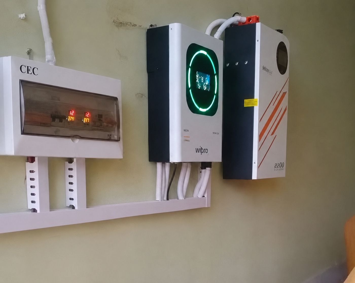 Solar inverter and battery installation by MT Solar & Electronics, project 1